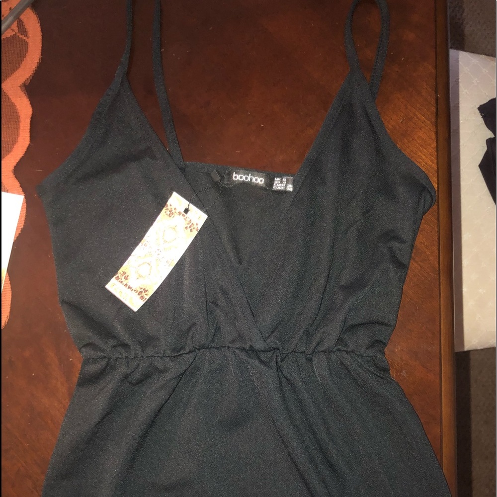 BLACK STRAPPY SUNDRESS